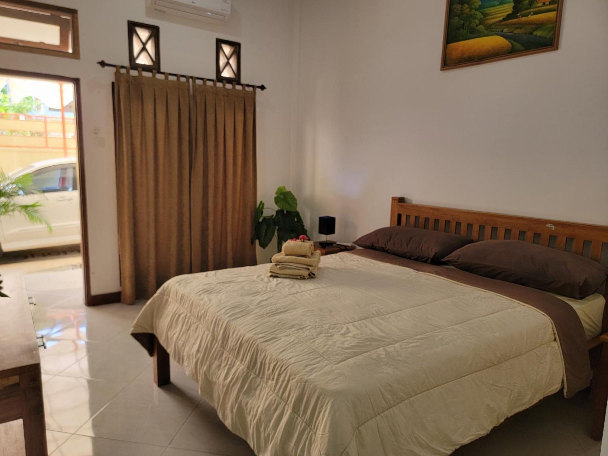 N Villa Lajor 外观 照片